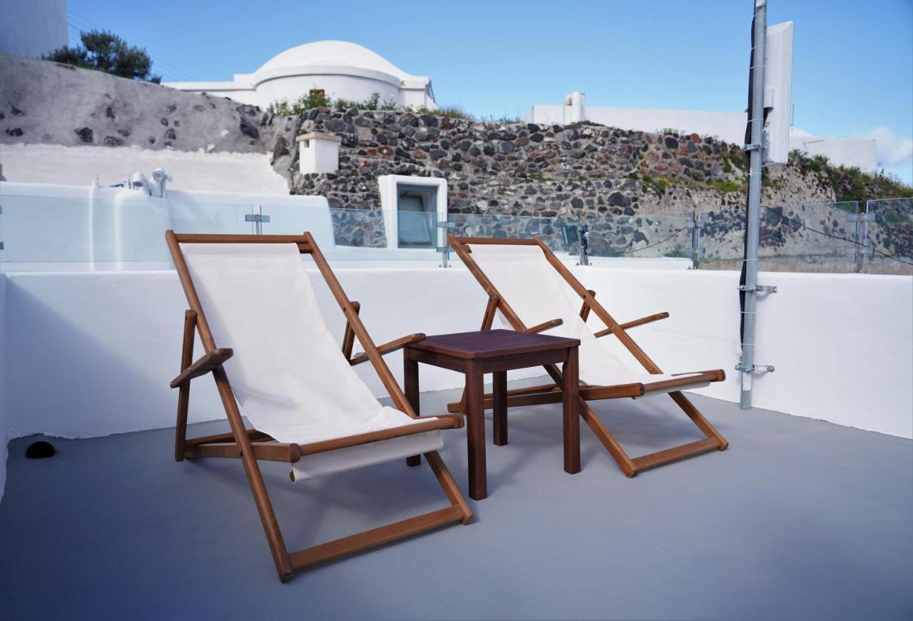 Oinos Luxury Suites Foinikiá Exterior foto