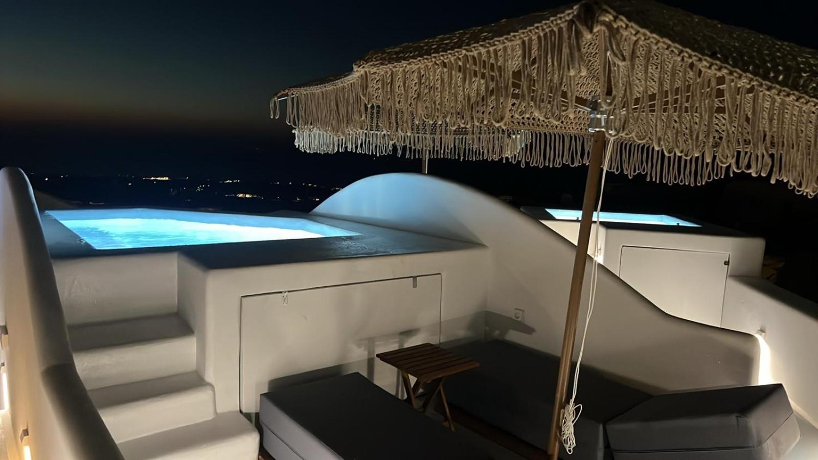 Oinos Luxury Suites Foinikiá Exterior foto