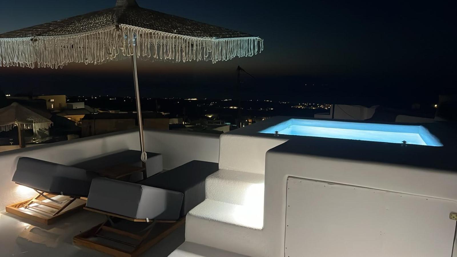 Oinos Luxury Suites Foinikiá Exterior foto